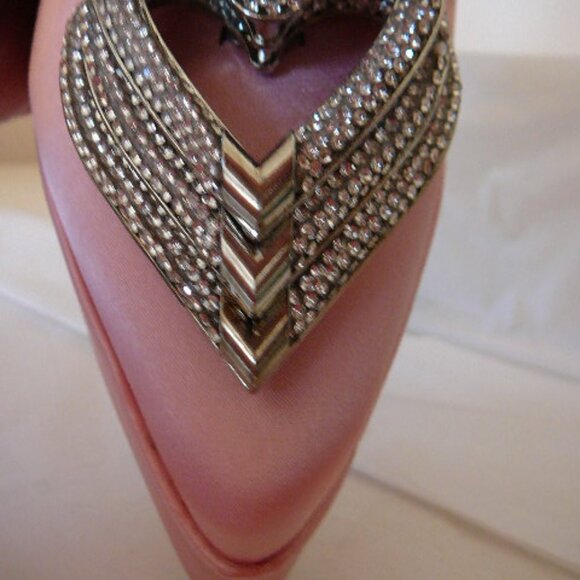 Women's Rose Pink 5" Strappy Platform Heels With 3 Stacked Crystal Hearts-Size 6 - Picture 3 of 10